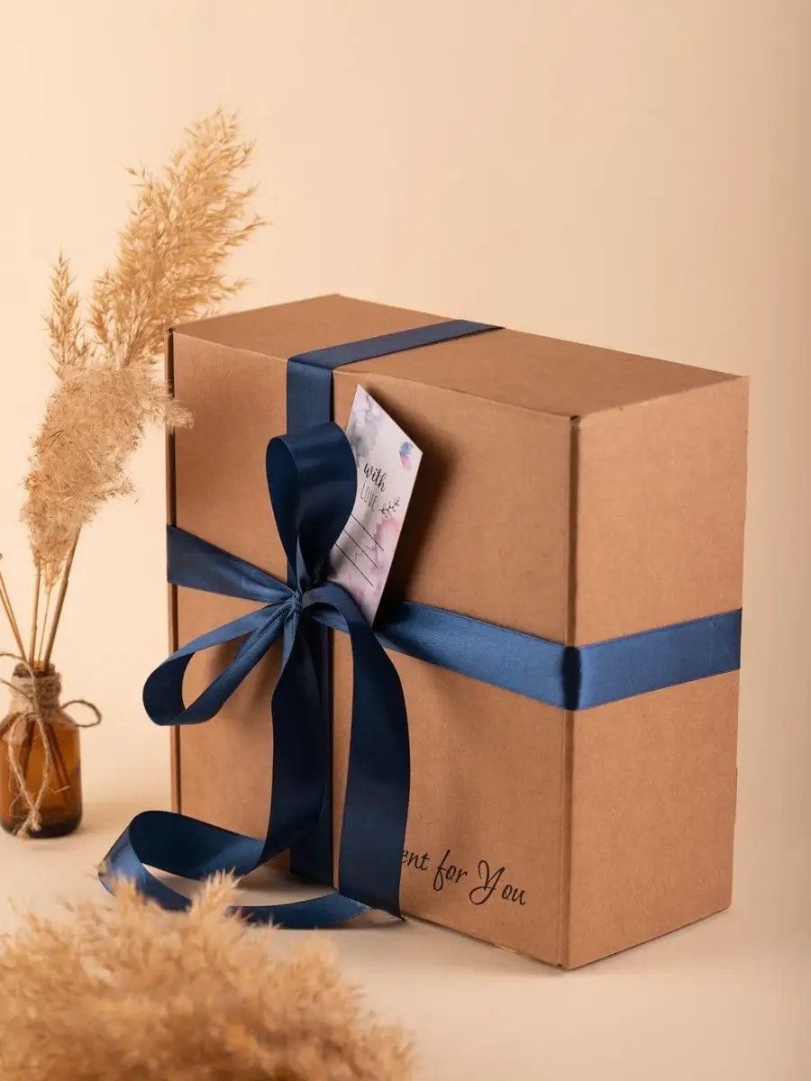 Собираем коробочку с подарками на Новый год-2022: что можно положить